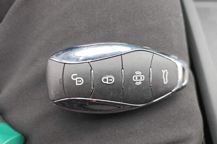 Used Hongqi EH7 2024 690 Pro Vehicle Key
