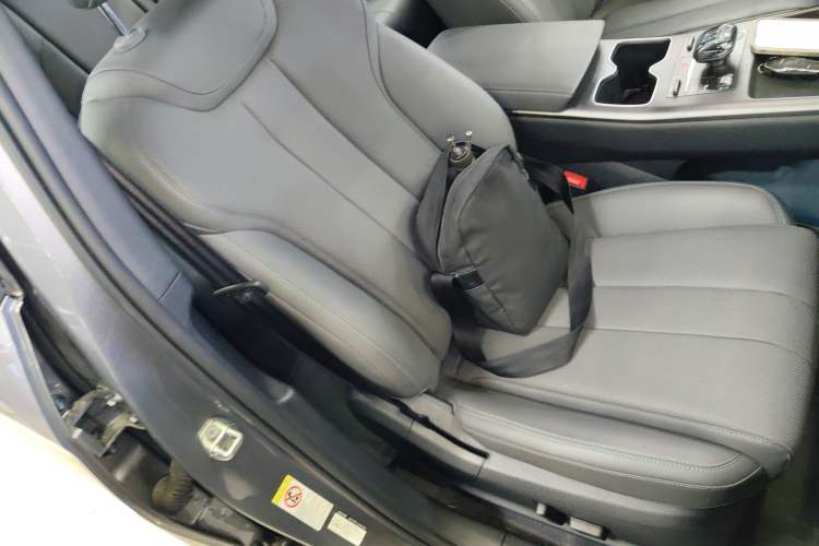 Used BYD Song Pro New Energy 2025 Second-Generation Intelligent Driving Version DM-i 115KM Excellence Edition Right Front Seat