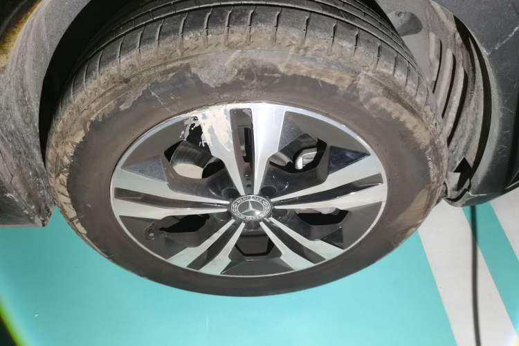 Used Mercedes-Benz GLB 2024 Refresh GLB 200 Fashion Edition Right Front Wheel Hub