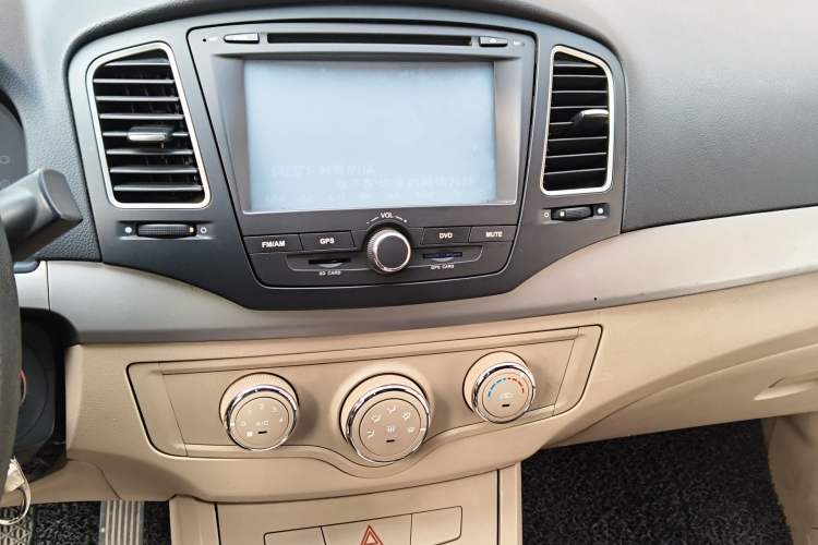 Used Roewe 350 2013 350S 1.5L Manual Xunchi Edition
