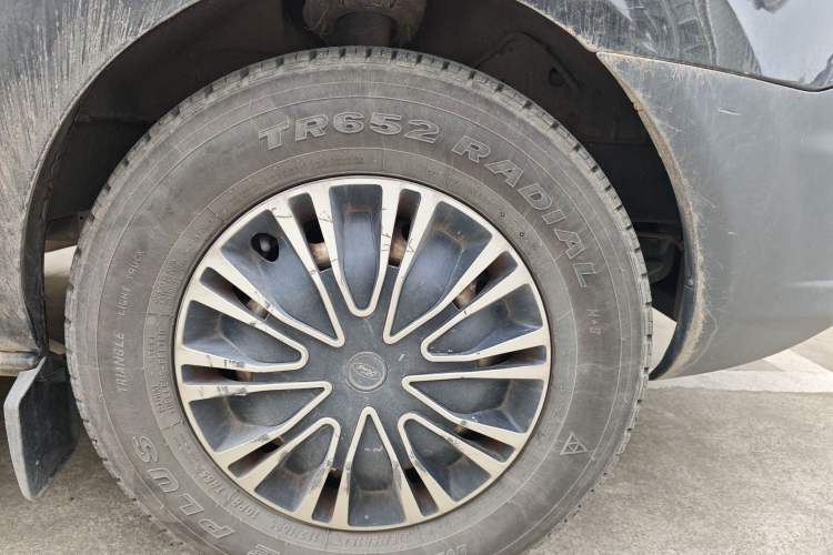 Used Ford Transit 2019 2.0T Diesel Multi-Purpose Commercial Vehicle Mid-Drive Mid-Roof 6-Seater China VI Standard