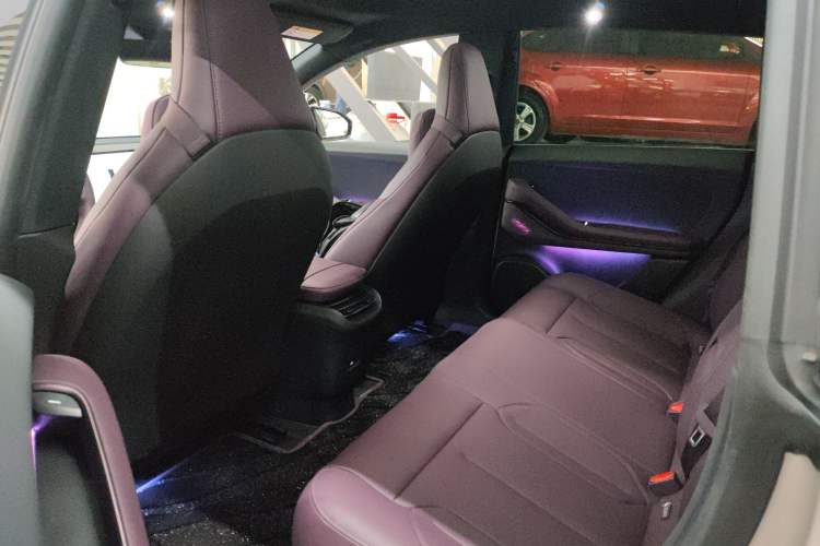 Used Nio ET5T 2024 75kWh Touring Left Rear Seat