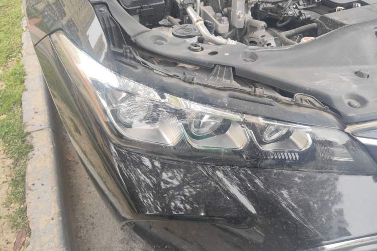 Used Toyota Avalon 2019 2.0L XLE Premium Edition China VI Exterior 3