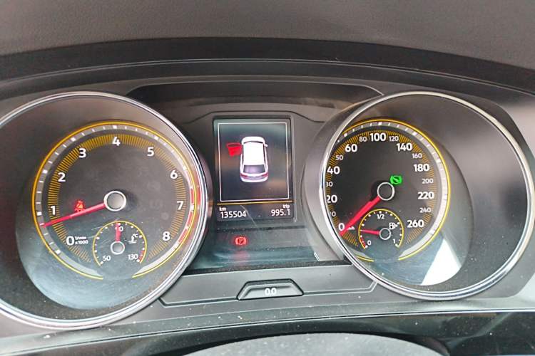 Used Volkswagen Tiguan L 2019 Revised 330TSI Automatic Two-Wheel Drive Smart & Luxury Edition China VI Standard Instrument Cluster