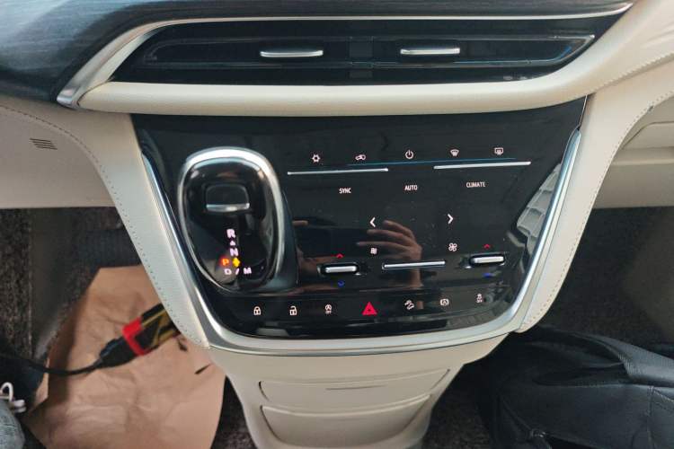 Used Buick GL8 2020 Avenir Avia 7-Seater Deluxe Edition
