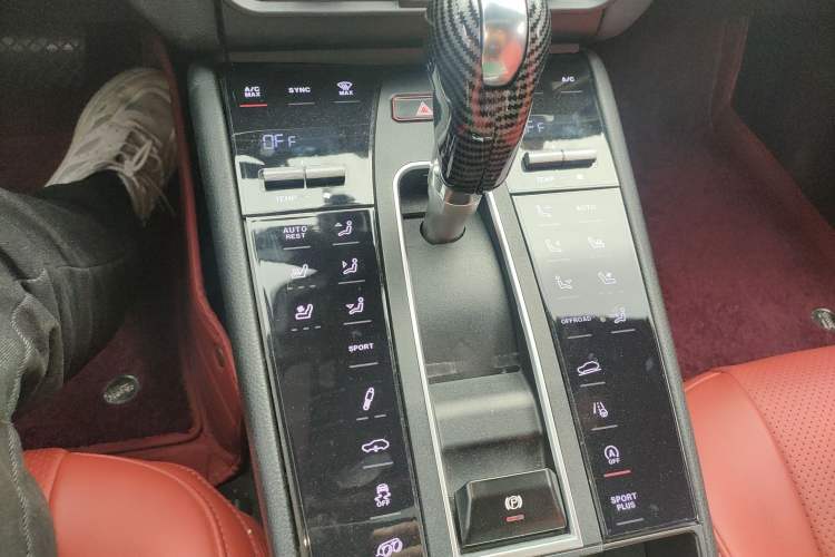 Used Porsche Macan 2016 Macan 2.0T Gear Lever