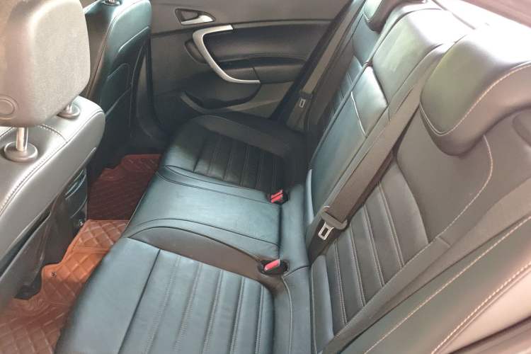 Used Buick Regal 2015 1.6T Fashion Tech Model
