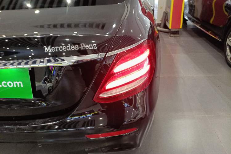 Used Mercedes-Benz E-Class 2019 Restyled E 300 L Sporty and Stylish Edition
