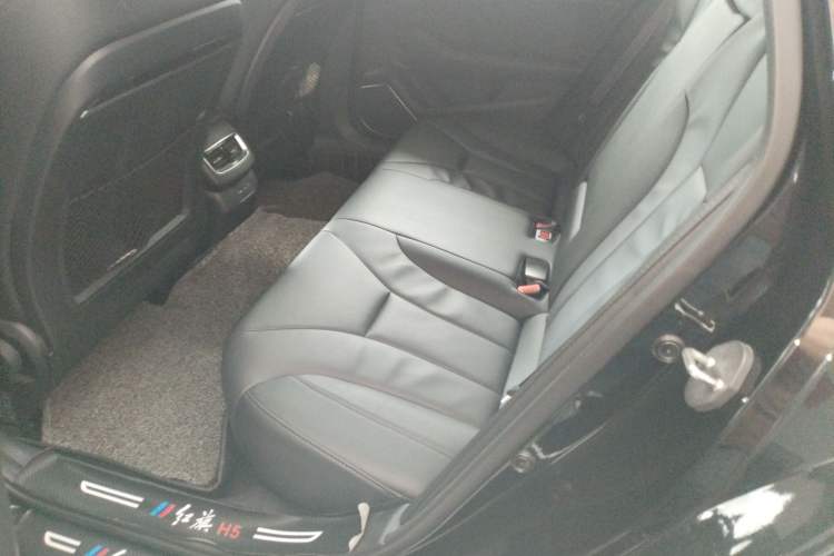 Used Hongqi H5 2022 Classic Model Facelift 1.5T DCT Qiyun Edition Left Rear Seat