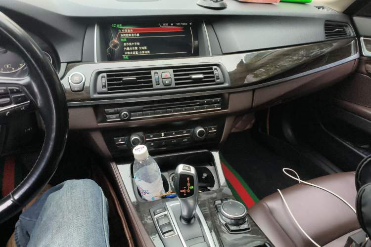 Used BMW 5 Series 2014 525Li Luxury Design Package
