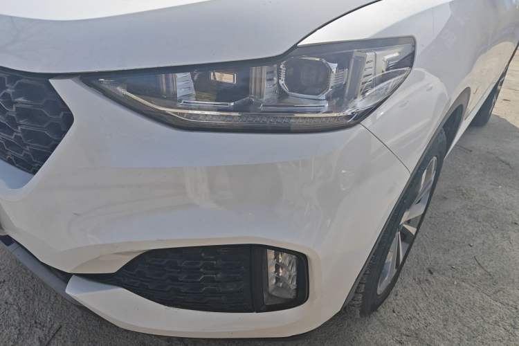 Used Wey VV6 2018 2.0T Two-Wheel-Drive Ultra-Luxury Version China V Standard