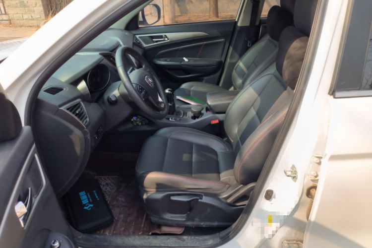 Used Changan CS75 2016 2.0L Manual Luxury Version China V Standard
