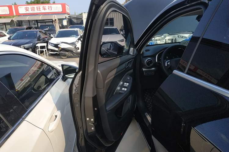 Used Wey VV6 2021 2.0T Two-Wheel Drive Smart Plus