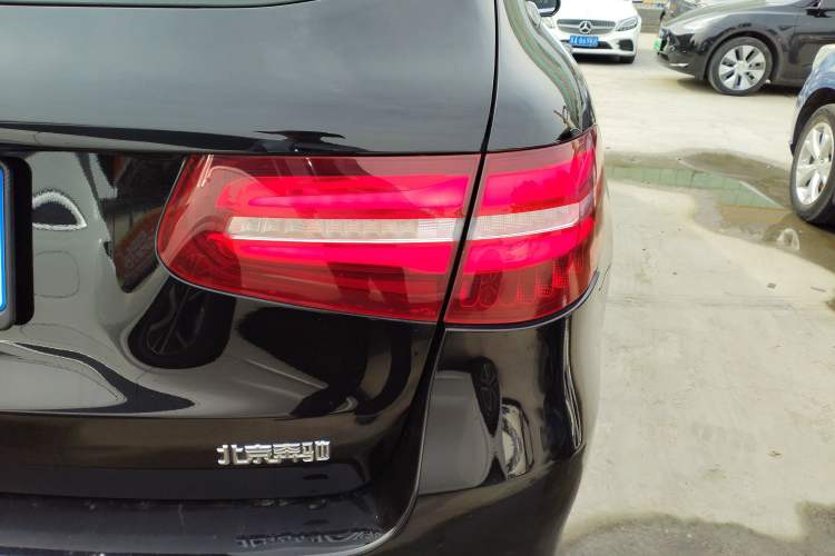 Used Mercedes-Benz GLC 2018 Refreshed GLC 300 4MATIC Dynamic Edition Right Rear Taillight