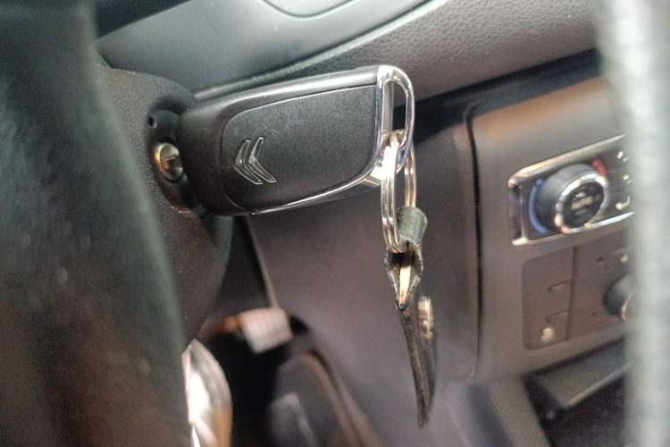 Used Citroen C5 2014 1.6T Automatic Luxury Model
