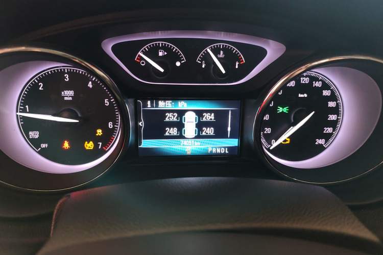 Used Buick Envision 2019 20T Two-Wheel Drive Leading Version China V Standard Instrument Cluster