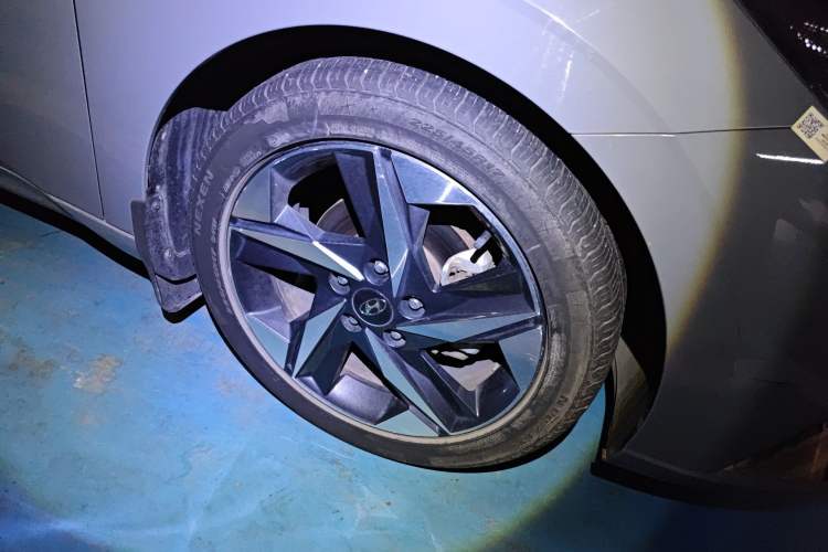 Used Hyundai Elantra 2022 1.5L CVT LUX Prestige Edition
