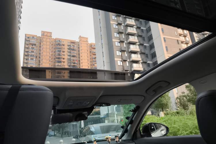 Used Dongfeng Aeolus Huge 2022 Mach Dual-Motor 1.5T MHD Dare-to-Dream Edition
