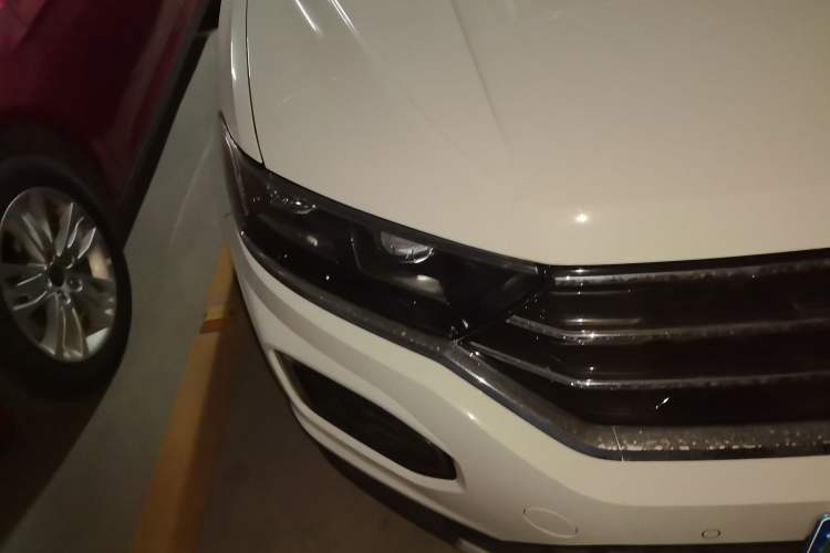 Used Volkswagen T-ROC 2022 280TSI DSG Two-Wheel Drive Elite PLUS