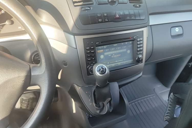 Used Mercedes-Benz Vito 2013 3.0L Elite Edition