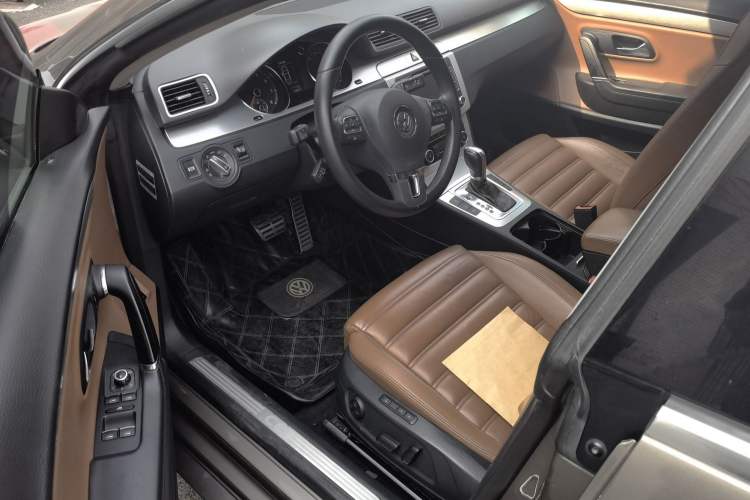 Used Volkswagen FAW-Volkswagen CC 2011 1.8TSI Luxury Model Driver Seat