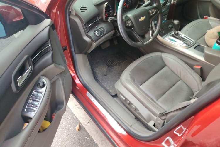 Used Chevrolet Malibu 2013 2.4L Automatic Luxury Edition