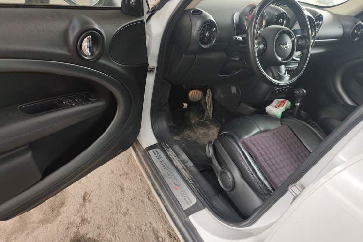 Used MINI Countryman 2015 1.6T COOPER S ALL4 Limited Edition for Tibet Expedition