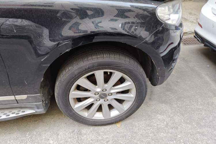Used Haval H8 2015 2.0T Four-Wheel Drive Luxury Model
