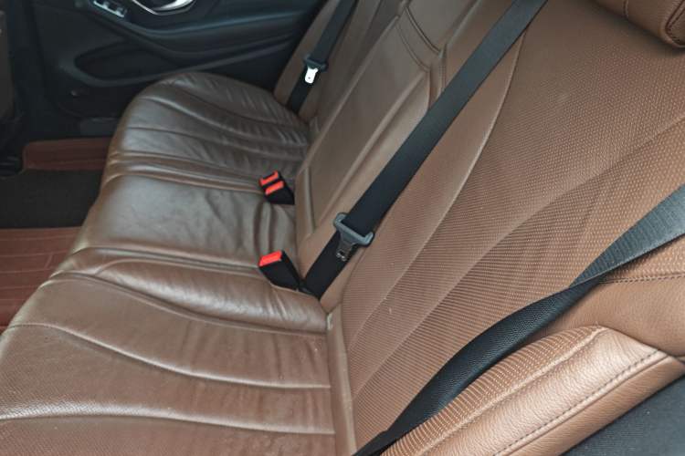 Used Mercedes-Benz S-Class 2014 S 320 L Business Model