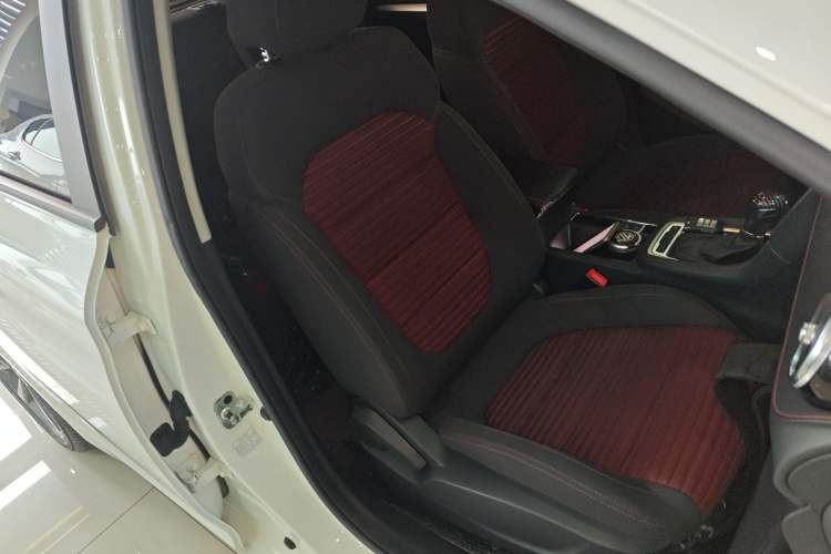 Used MG 6 2019 20T Automatic Starlight Edition Right Front Seat