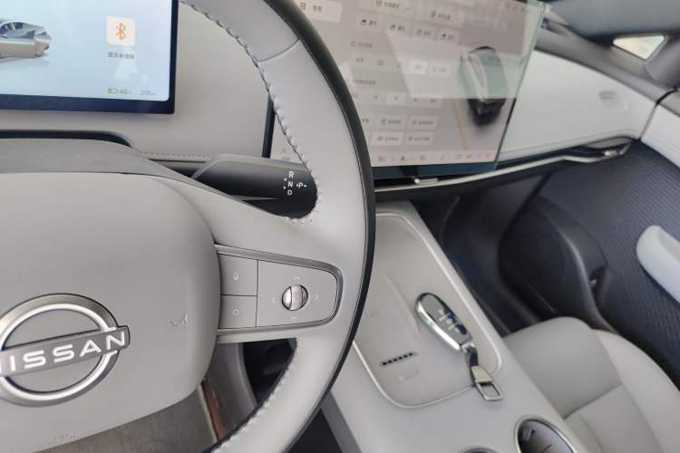 Used Nissan N7 2025 510 Pro Gear Lever