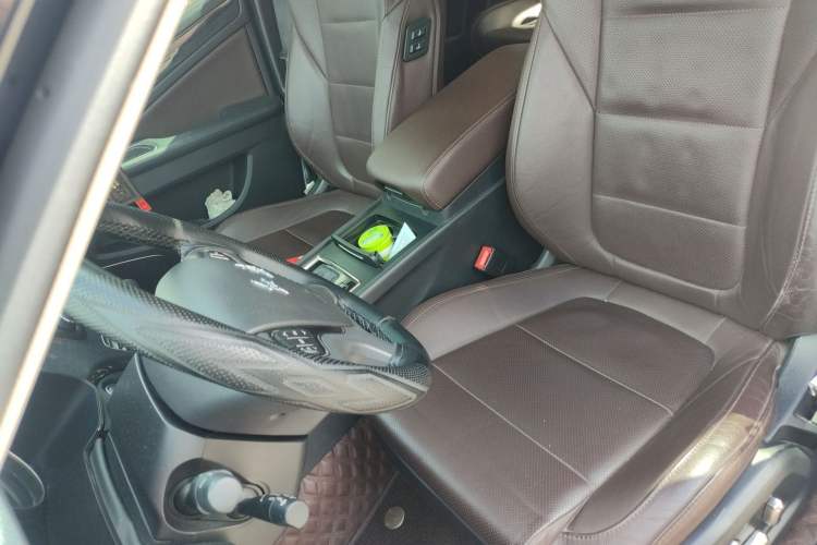Used Hongqi H7 2018 2.0T Elite Edition Left Front Seat