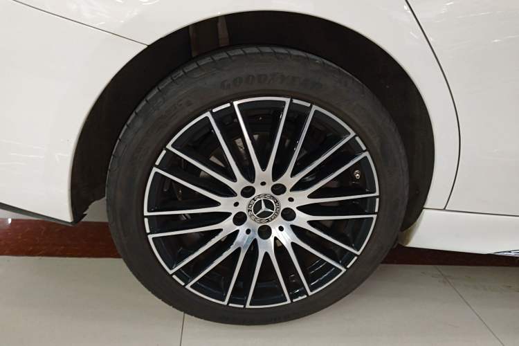 Used Mercedes-Benz C-Class 2023 Second Facelift C 260 L Sport Edition