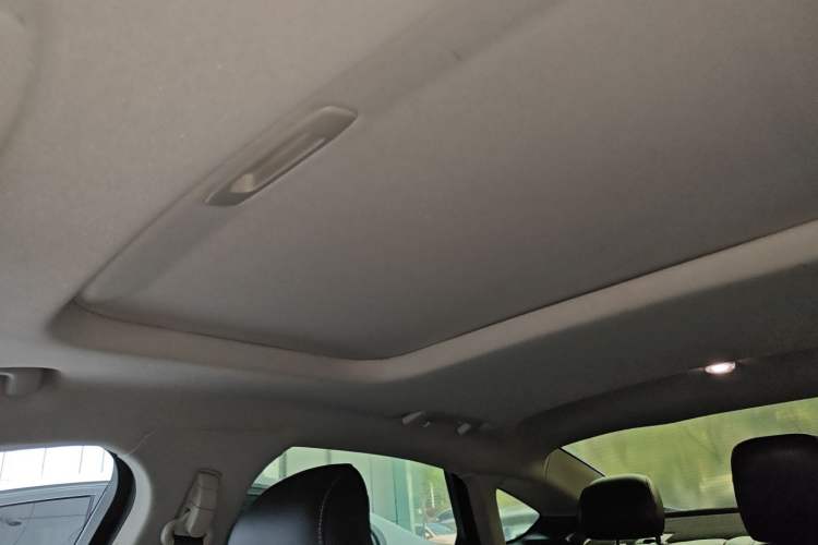 Used Ford Mondeo 2017 Facelifted EcoBoost 180 Fashion Edition Headliner