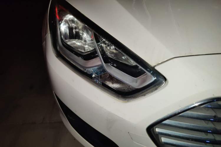 Used Ford Escort 2015 1.5L Manual Comfort Model