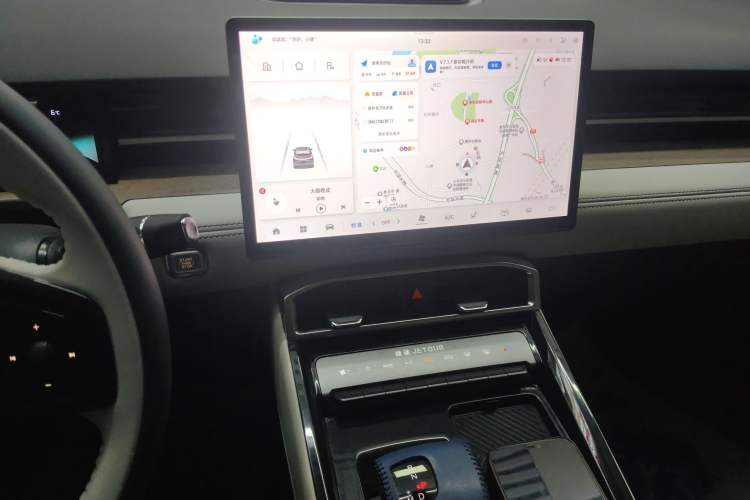 Used JETOUR Dashing 2025 1.5T DCT Luxury Edition Audio And AC Panel