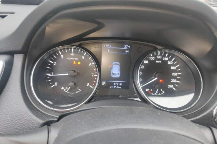 Used Nissan Qashqai 2019 2.0L CVT Luxury Edition Instrument Cluster