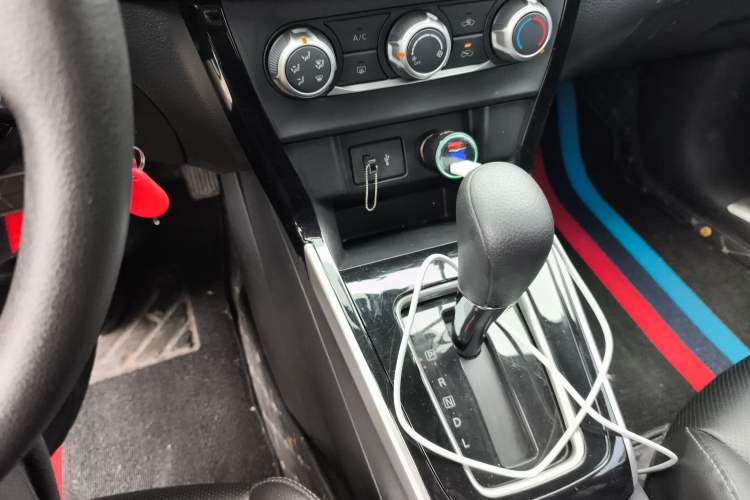 Used Nissan Sylphy 2024 Classic 1.6XL CVT Luxury Edition Gear Lever