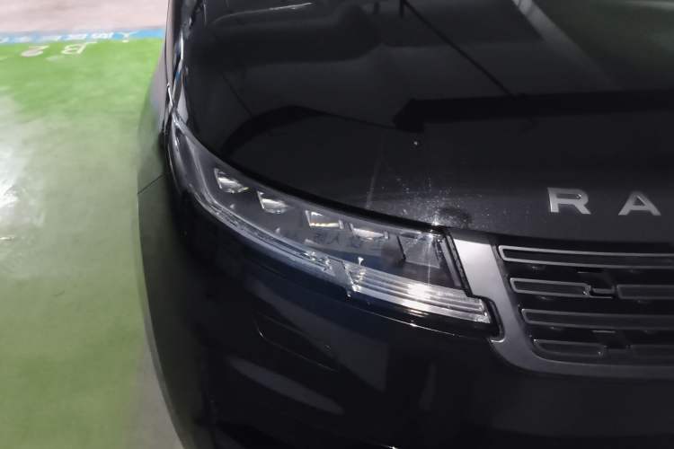 Used Land Rover Range Sport 2023 400PS Dynamic SE Right Front Headlight