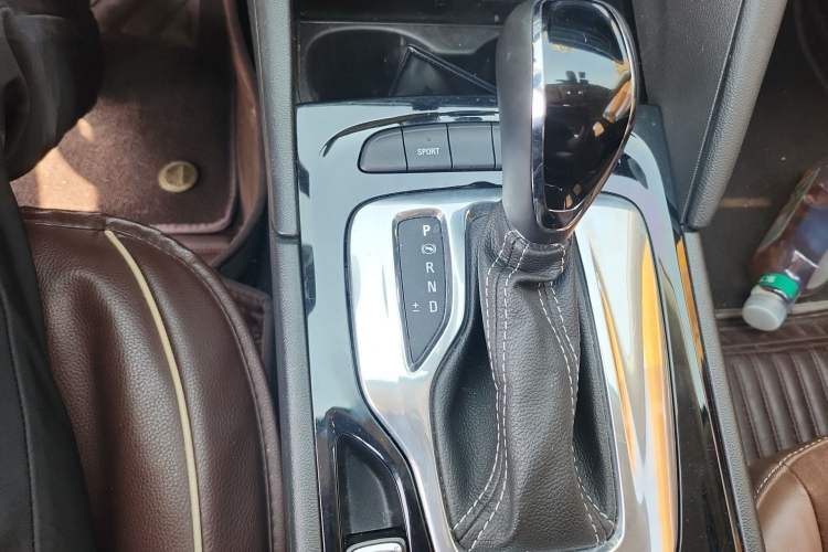 Used Buick Regal 2019 20T Elite Version China VI Standard