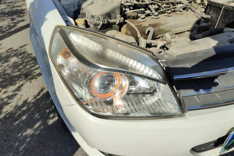 Used Geely Auto Diamond 2013 1.5L Manual Elite Model
