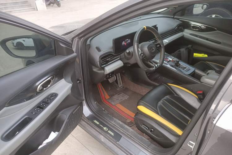 Used GAC Trumpchi EMPOW 2021 270T DCT J15 Version Driver Seat