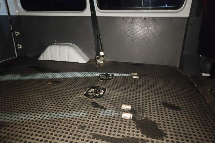 Used JMC Transit 2019 2.8T Commercial Version Short Wheelbase Mid-Roof 6-Seater China VI JX493