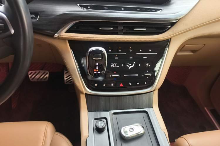 Used Buick GL8 2020 ES Land Cruiser 653T Luxury Edition
