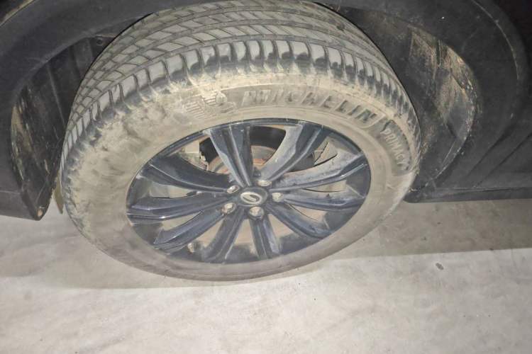 Used GAC Trumpchi GS8 2021 390T Two-Wheel-Drive Dark Knight Edition Left Front Wheel Hub