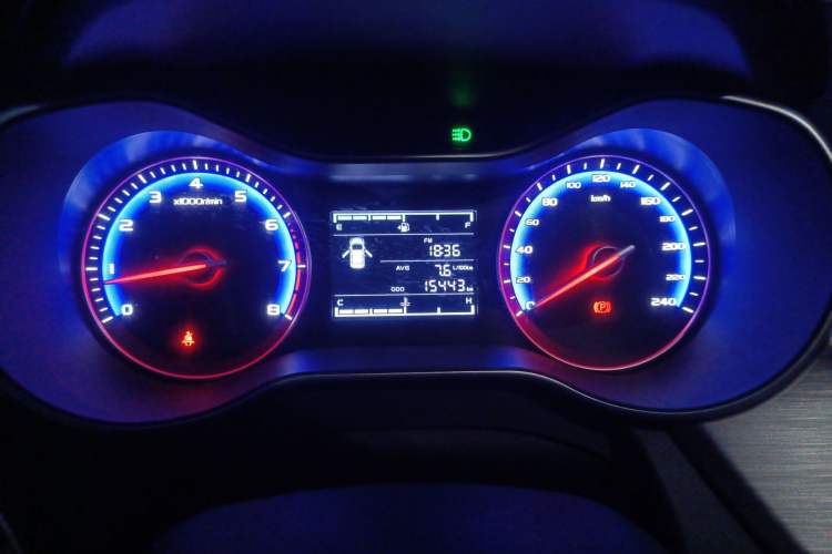 Used Geely Auto Vision 2019 Upgraded Model 1.5L Manual Luxury Version China V Standard
