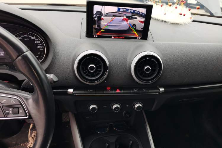 Used Audi A3 2018 30th Anniversary Edition Sportback 35 TFSI Fashion Model
