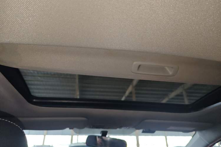 Used Honda Civic 2014 1.8L automatic luxury edition