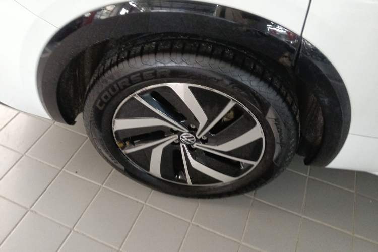 Used Volkswagen Viloran 2024 330TSI Luxury Edition