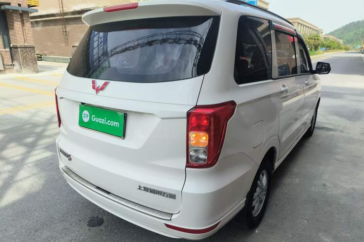 Used Wuling Hongguang 2021 1.5L Revised S Standard Version with Electric Power Steering LAR